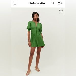 NWT (6) Reformation Laylin Mini Dress in Kelly Green 6